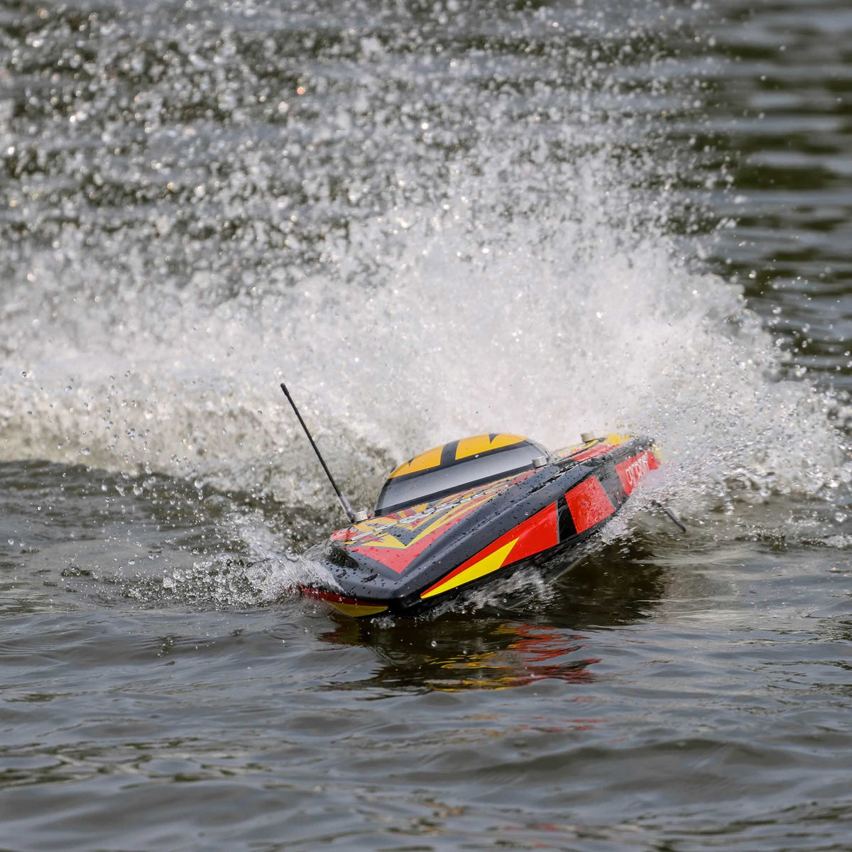 ProBoat PRB08032V2T1 Sonicwake V2 36" Brushless Deep-V Self-Righting RTR, Black