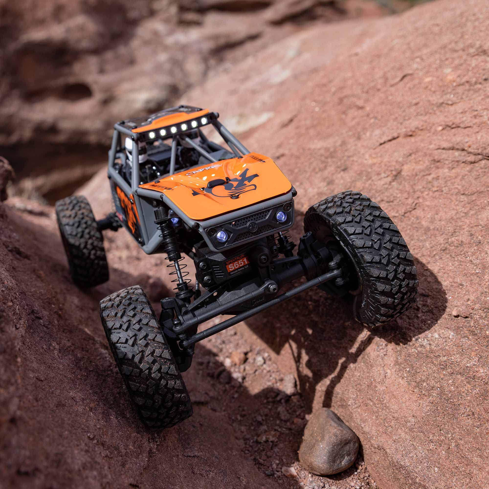 Axial RC Crawler 1/18 UTB18 Capra 4 Wheel Drive Unlimited Trail Buggy RTR