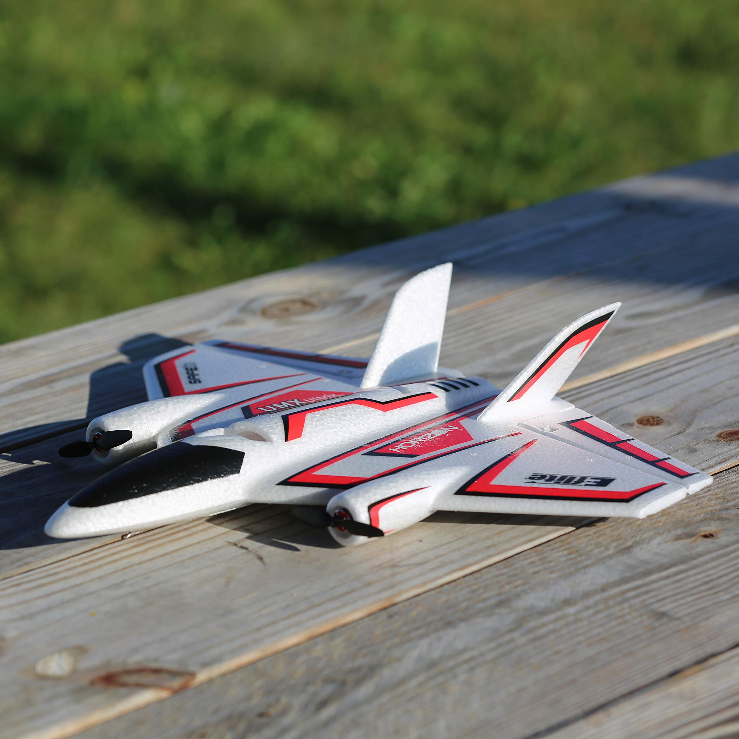 E-Flite EFLU6450 UMX Ultrix BNF Basic Airplane