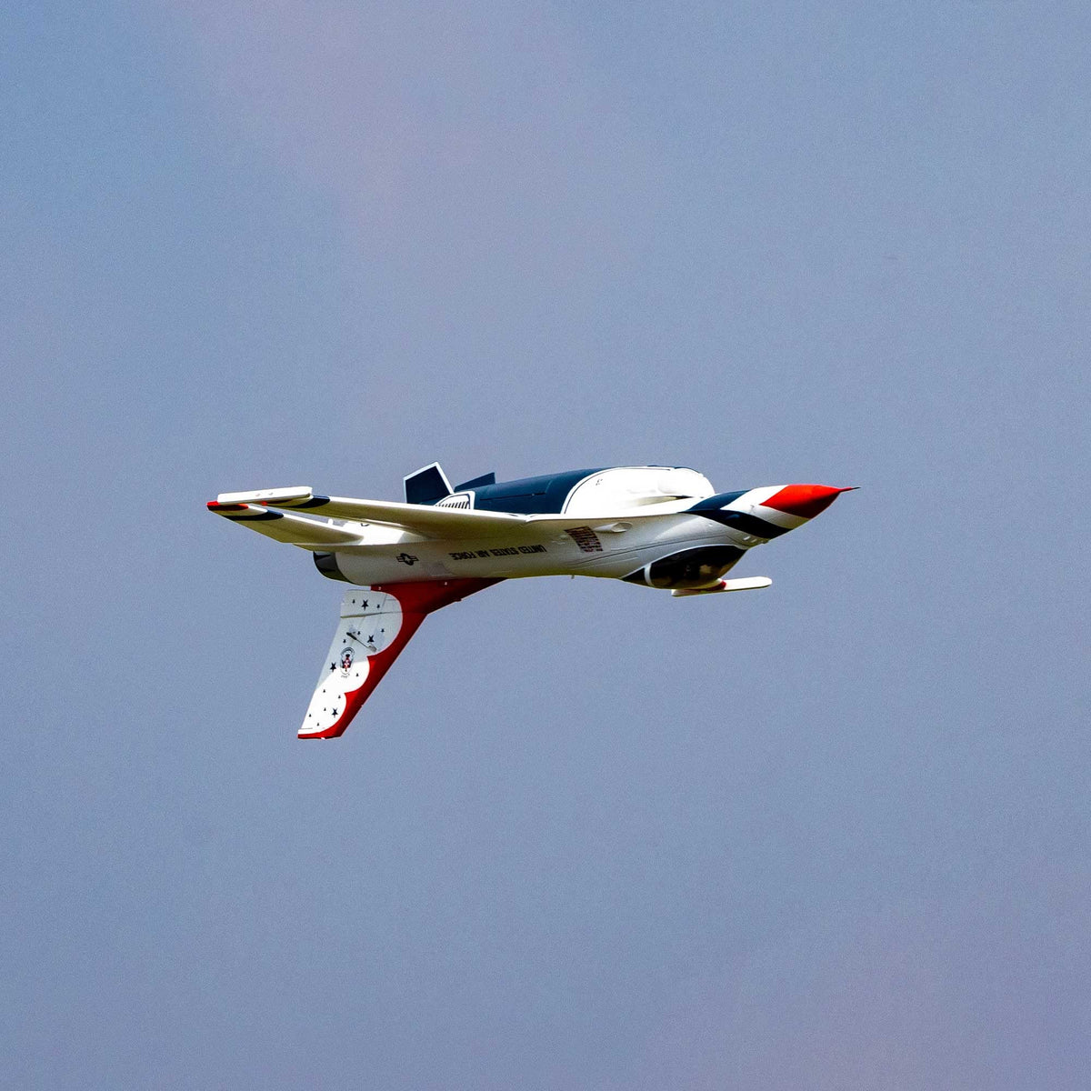 E-Flite EFL87950 F-16 Thunderbirds 80mm EDF BNF Basic with AS3X and SAFE Select