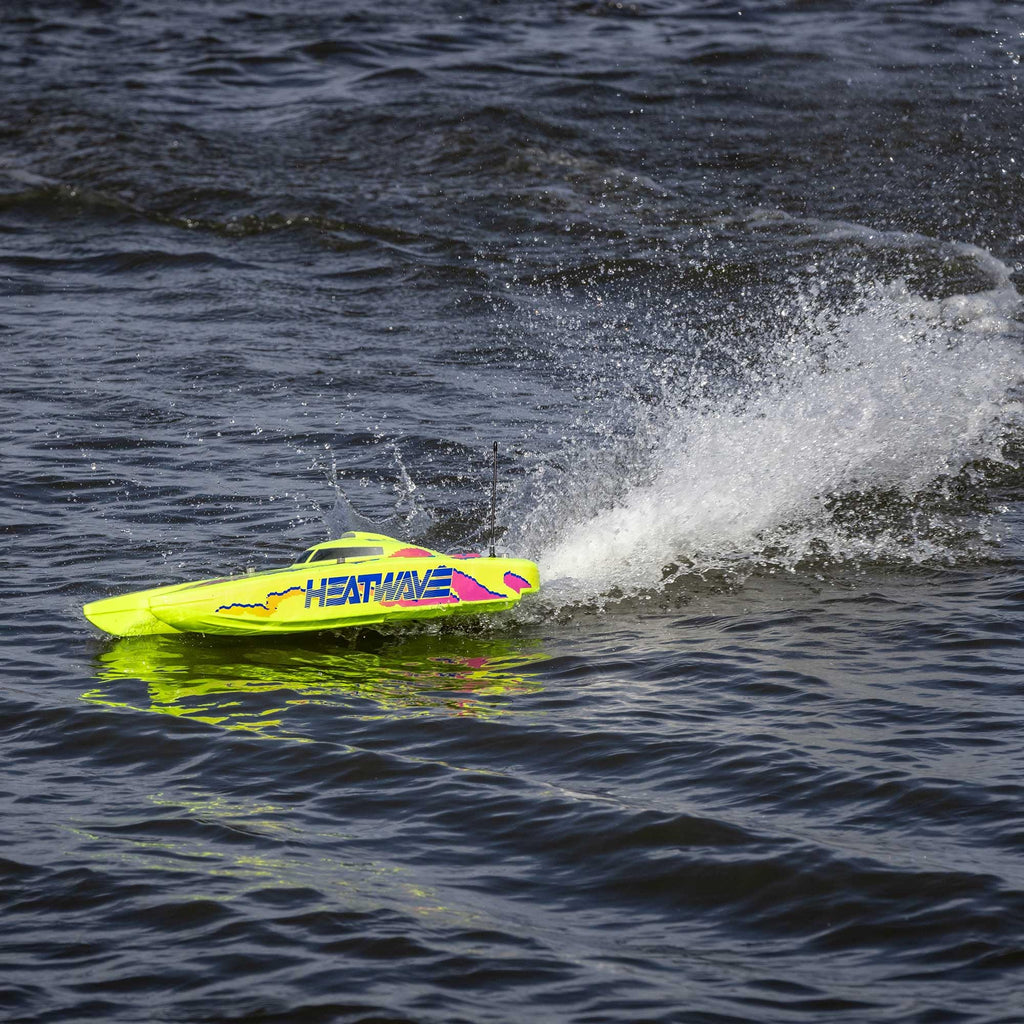 Pro Boat Blackjack 24" V2 Catamaran Brushless RTR PRB08049