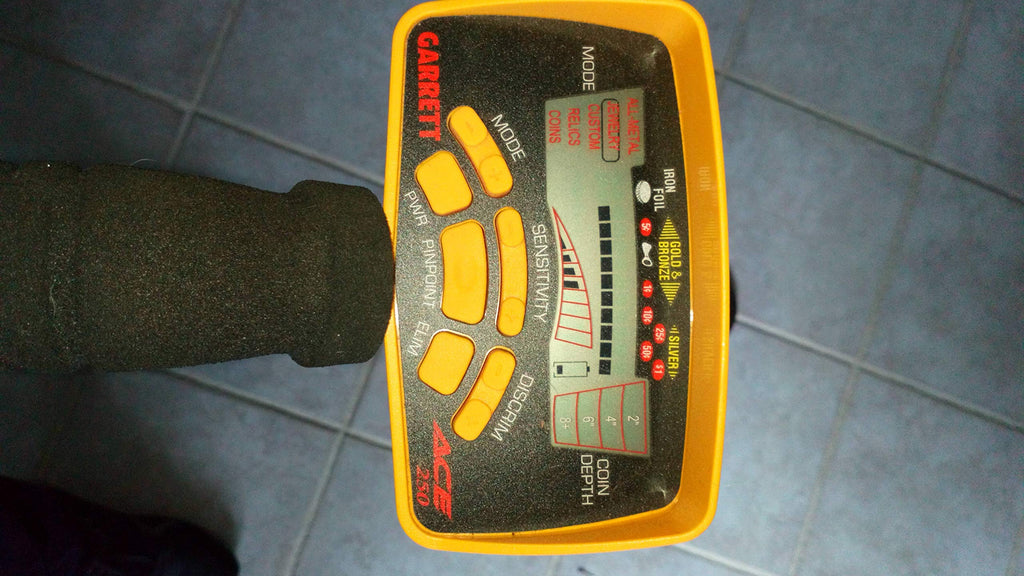 Garrett GAR1139070 Ace 250 Metal Detector