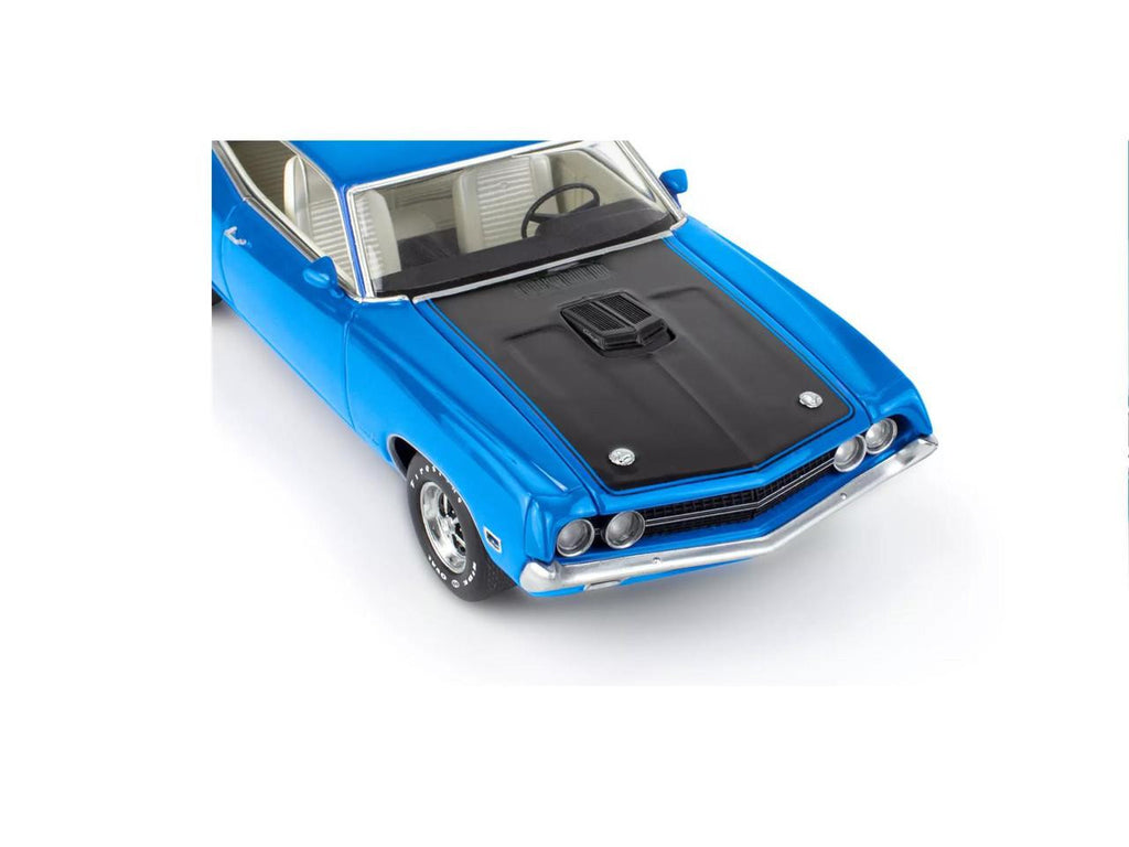 Revell 14534 1/25 1970 Ford Torino Cobra 128-Pc Model Kit Level 4